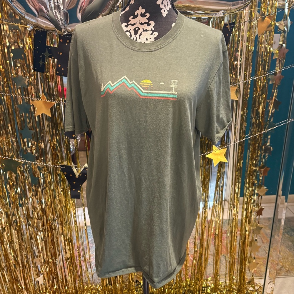 EUC Gildan * Olive Disc Golf Men's Graphic Tee Large L Sports Frisbee Fun Simple